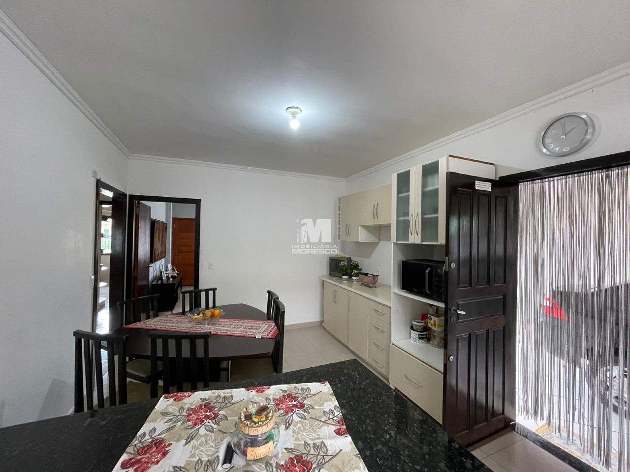 Casa à venda no bairro Limoeiro: 