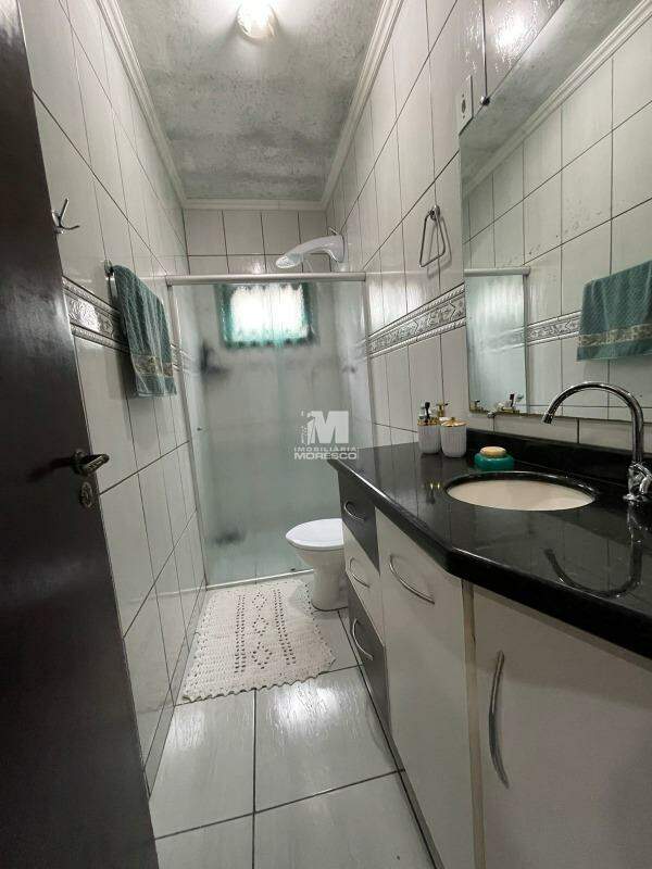 Casa à venda no bairro Limoeiro: 