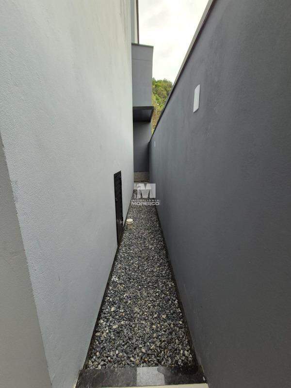 Casa à venda no bairro Nova Brasília: 