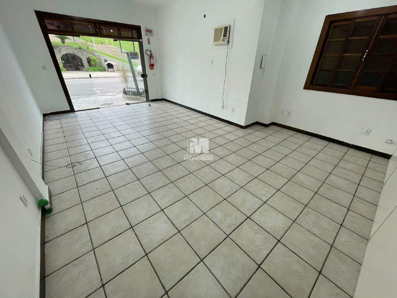 Sala Comercial de 65m² no bairro Centro, em Guabiruba | Eu Corretor