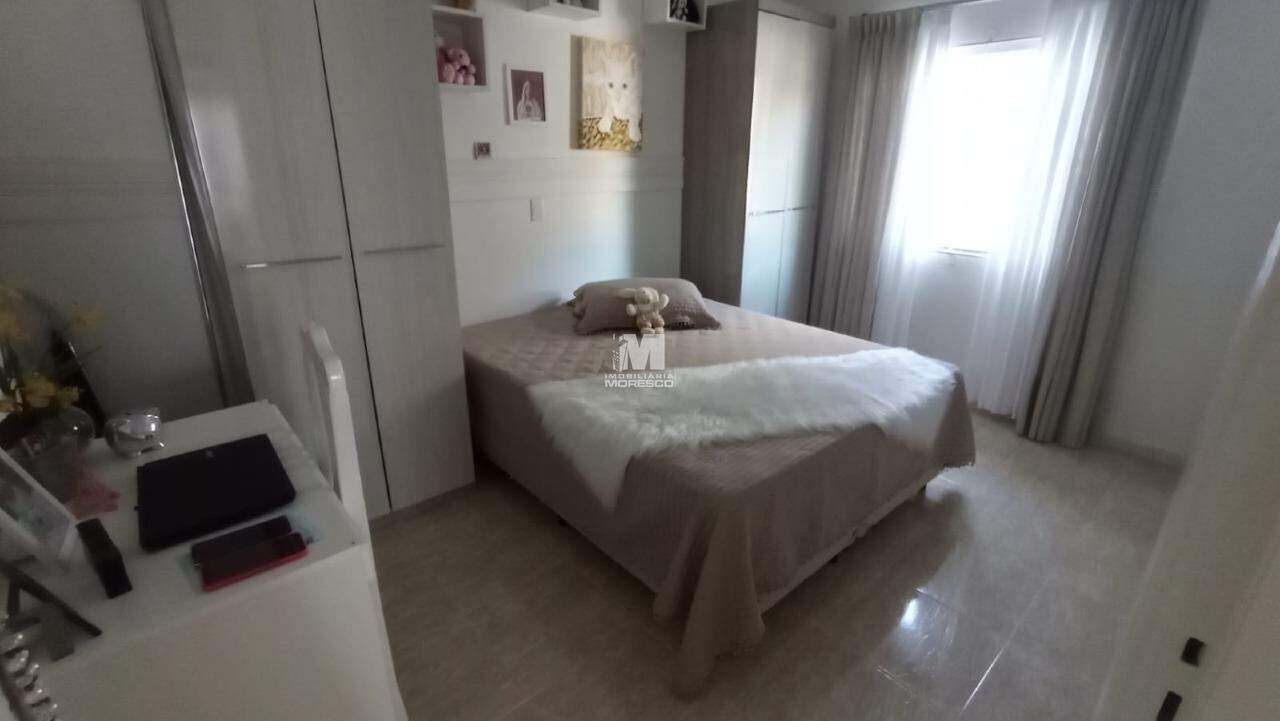 Casa à venda no bairro Santa Terezinha: 