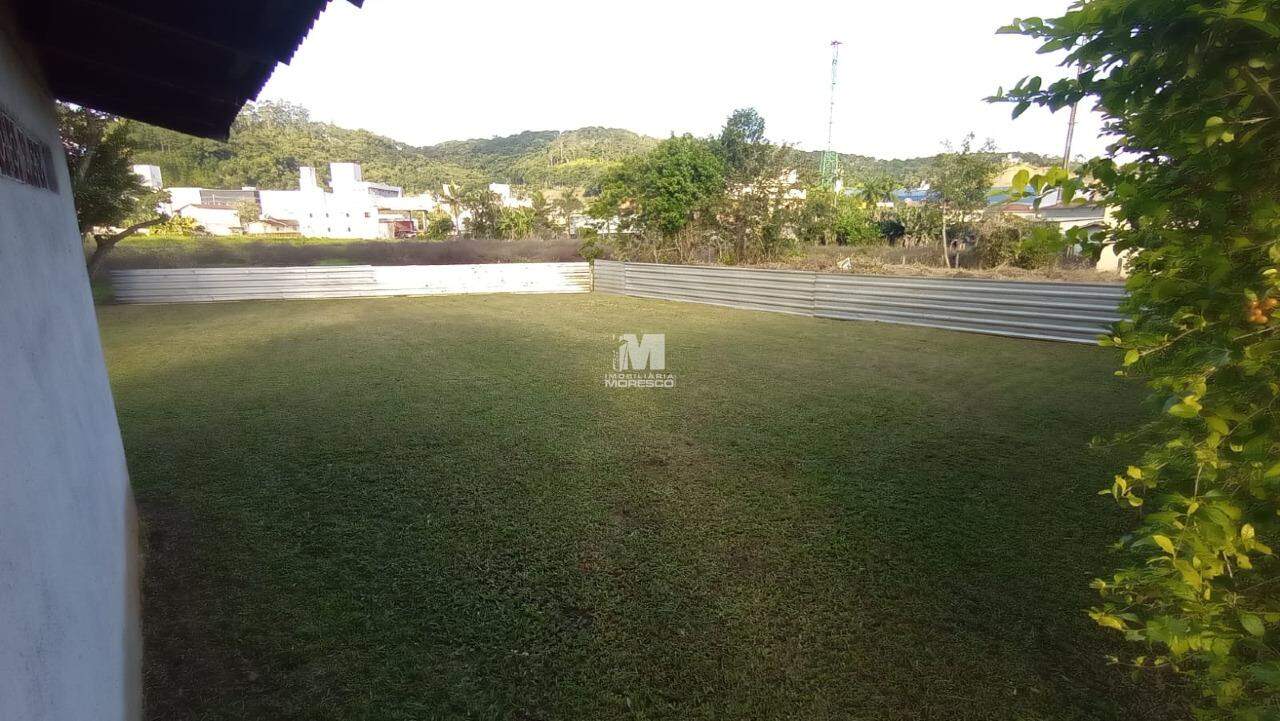 Casa à venda no bairro Santa Terezinha: 