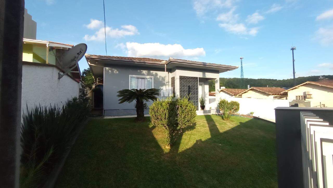 Casa à venda no bairro Santa Terezinha: 