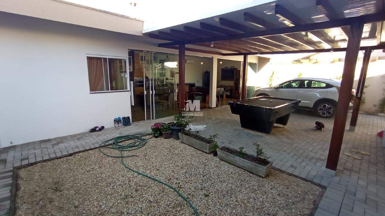 Casa à venda no bairro São Pedro: