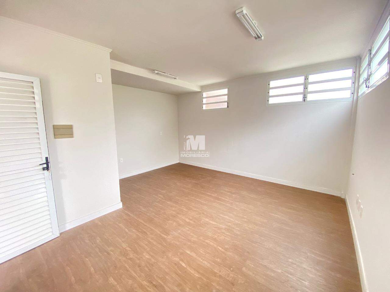 Sala Comercial de 22m² no bairro Centro, em Brusque | Eu Corretor