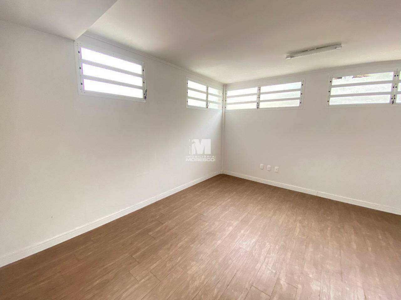 Sala Comercial de 22m² no bairro Centro, em Brusque | Eu Corretor