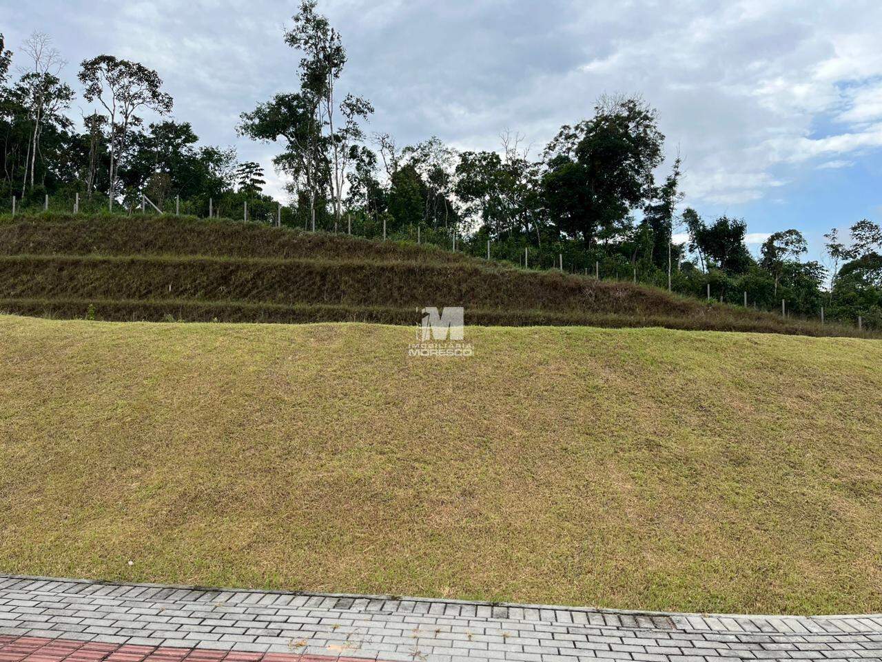 Lote/Terreno de 613m² no bairro Centro, em Guabiruba | Eu Corretor