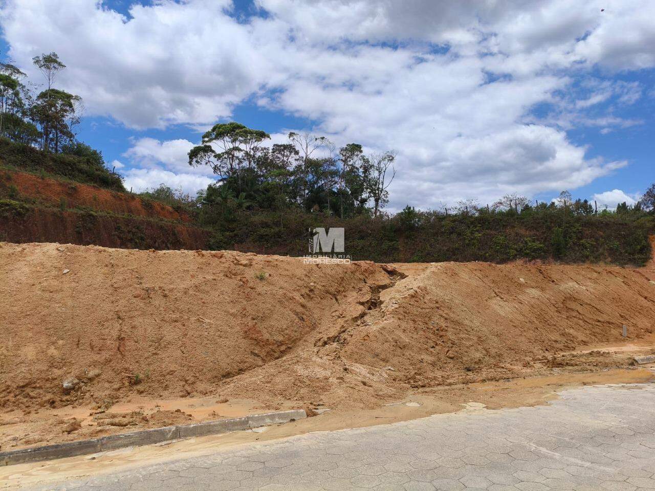 Terreno à venda no bairro Pomerânia: 