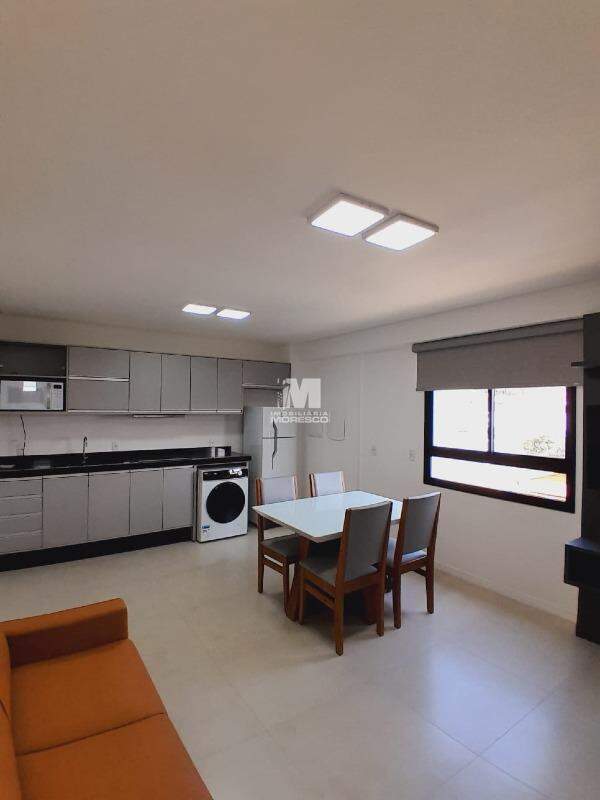 Apartamento para aluguel no bairro Santa Terezinha: 