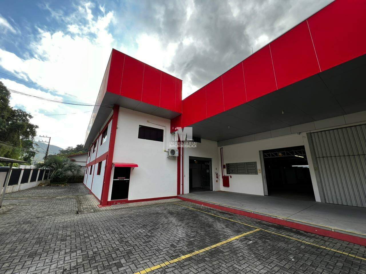 Galpão / Depósito / Armazém de 3800m² no bairro Bateas, em Brusque | Eu Corretor