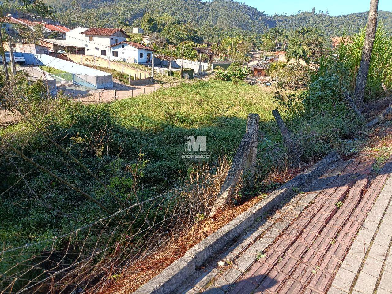 Lote/Terreno de 300m² no bairro Lageado Baixo, em Guabiruba | Eu Corretor