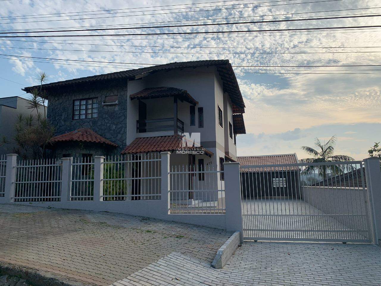 Casa de 4 quartos, 300m² no bairro Jardim Maluche, em Brusque | Eu Corretor