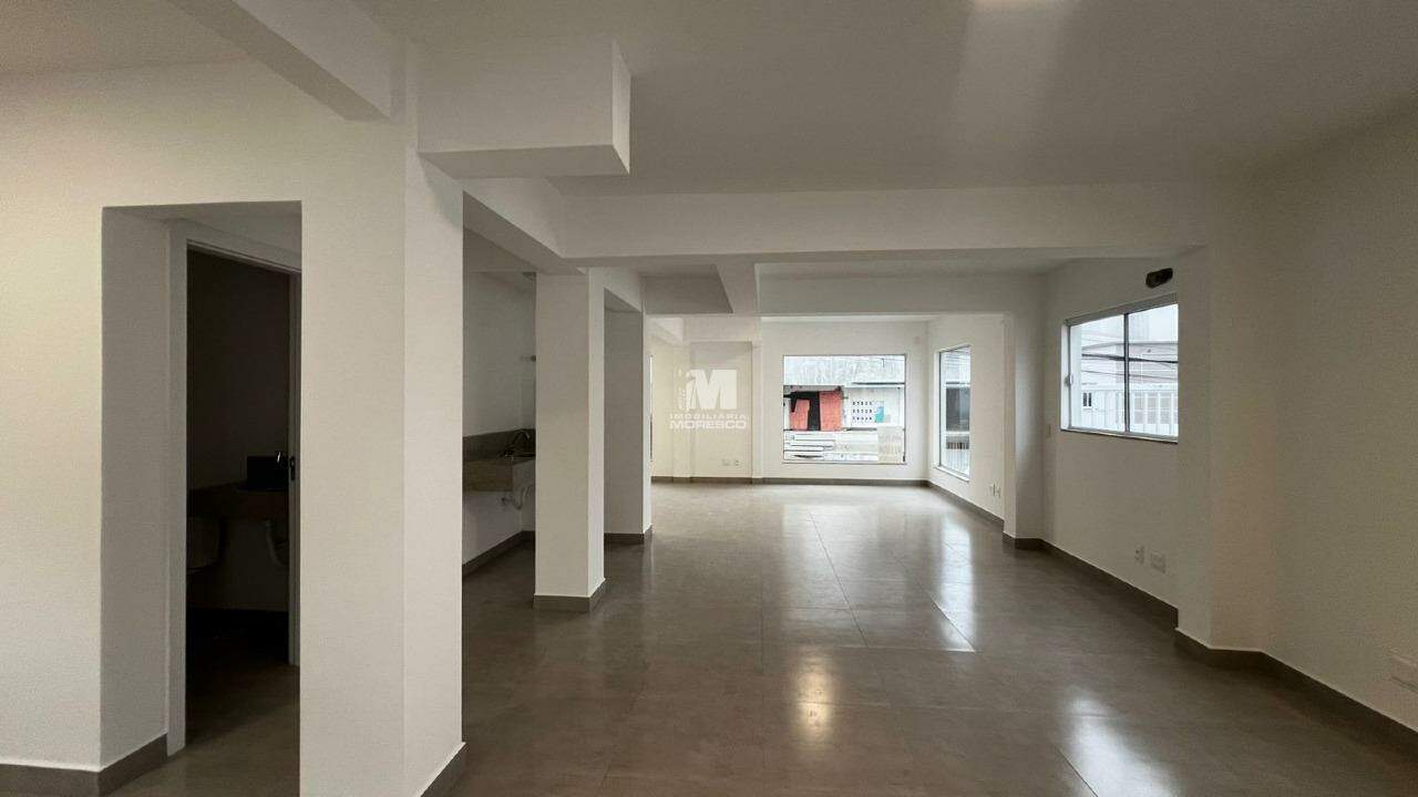 Imóvel Comercial de 150m² no bairro Centro I, em Brusque | Eu Corretor