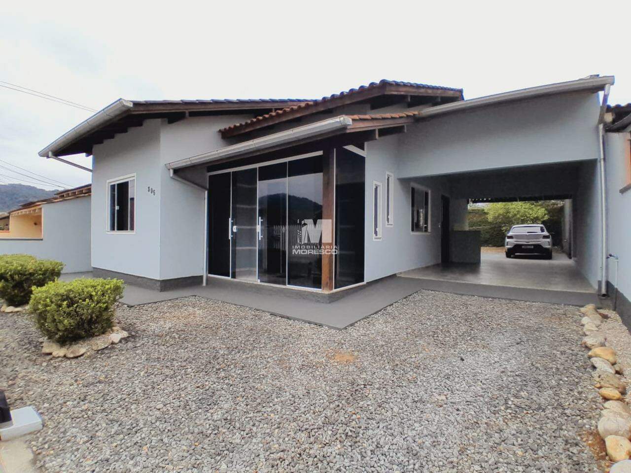 Casa para aluguel no bairro Dom Joaquim: 