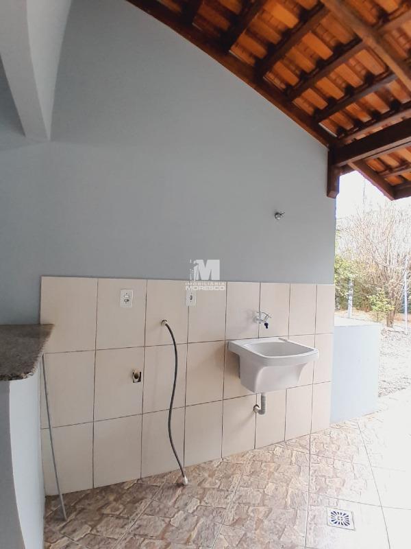 Casa para aluguel no bairro Dom Joaquim: 