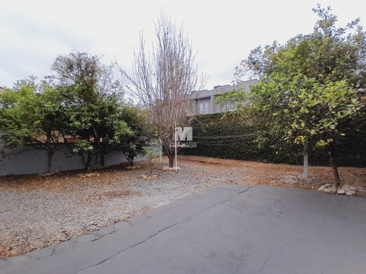 Casa para aluguel no bairro Dom Joaquim: 