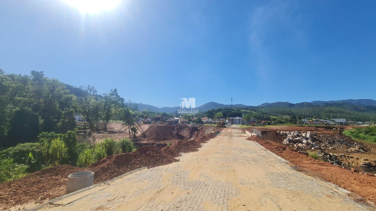 Terreno à venda no bairro São João: 