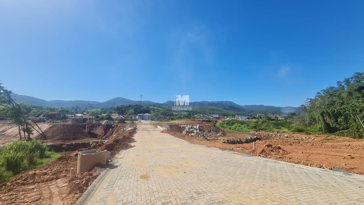 Terreno à venda no bairro São João: 