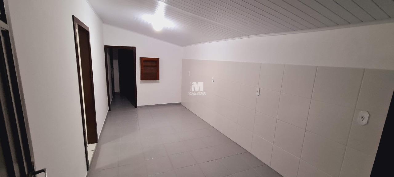 Casa à venda no bairro Cerâmica Reis: 