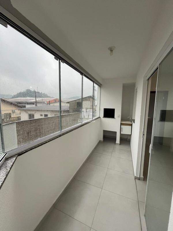 Apartamento para aluguel no bairro Santa Terezinha: