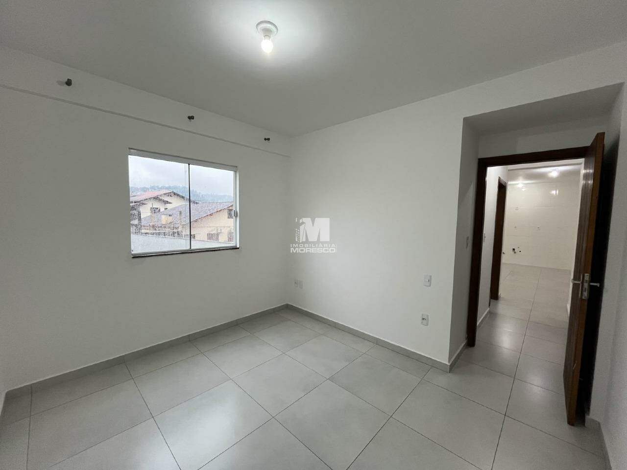 Apartamento para aluguel no bairro Santa Terezinha: