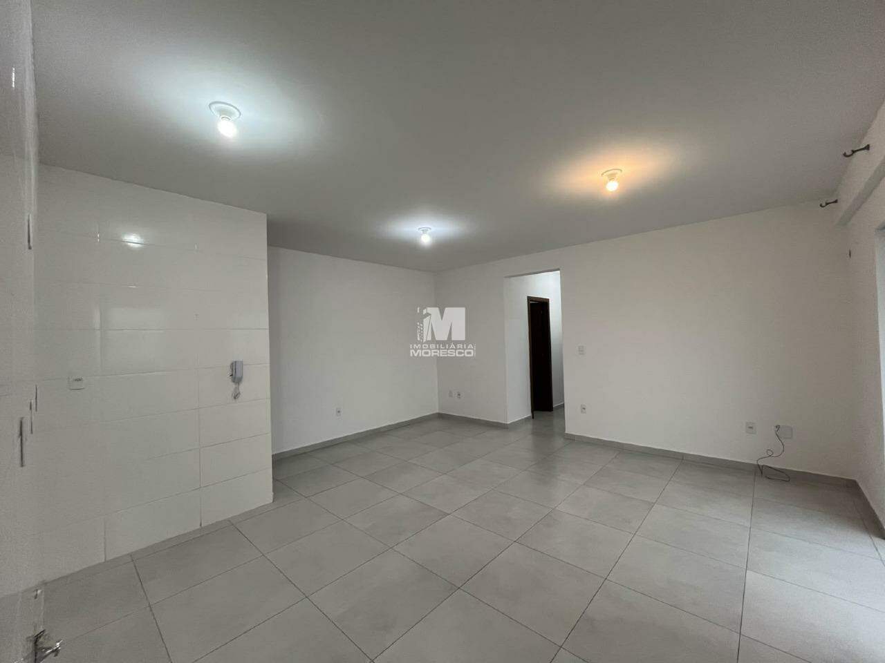 Apartamento para aluguel no bairro Santa Terezinha: