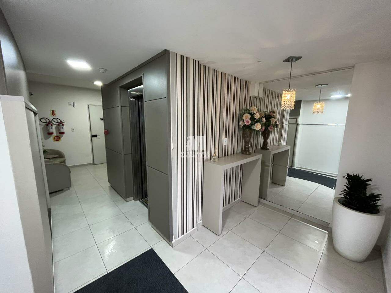 Apartamento para aluguel no bairro Santa Terezinha: 
