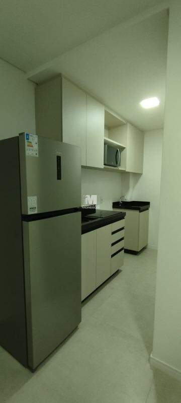 Flat para aluguel no bairro Santa Terezinha: 