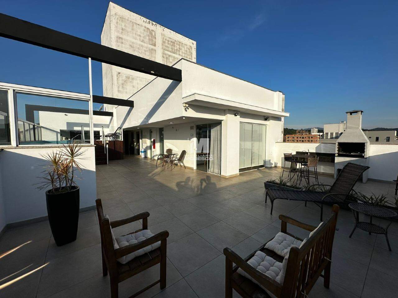 Flat para aluguel no bairro Santa Terezinha: 