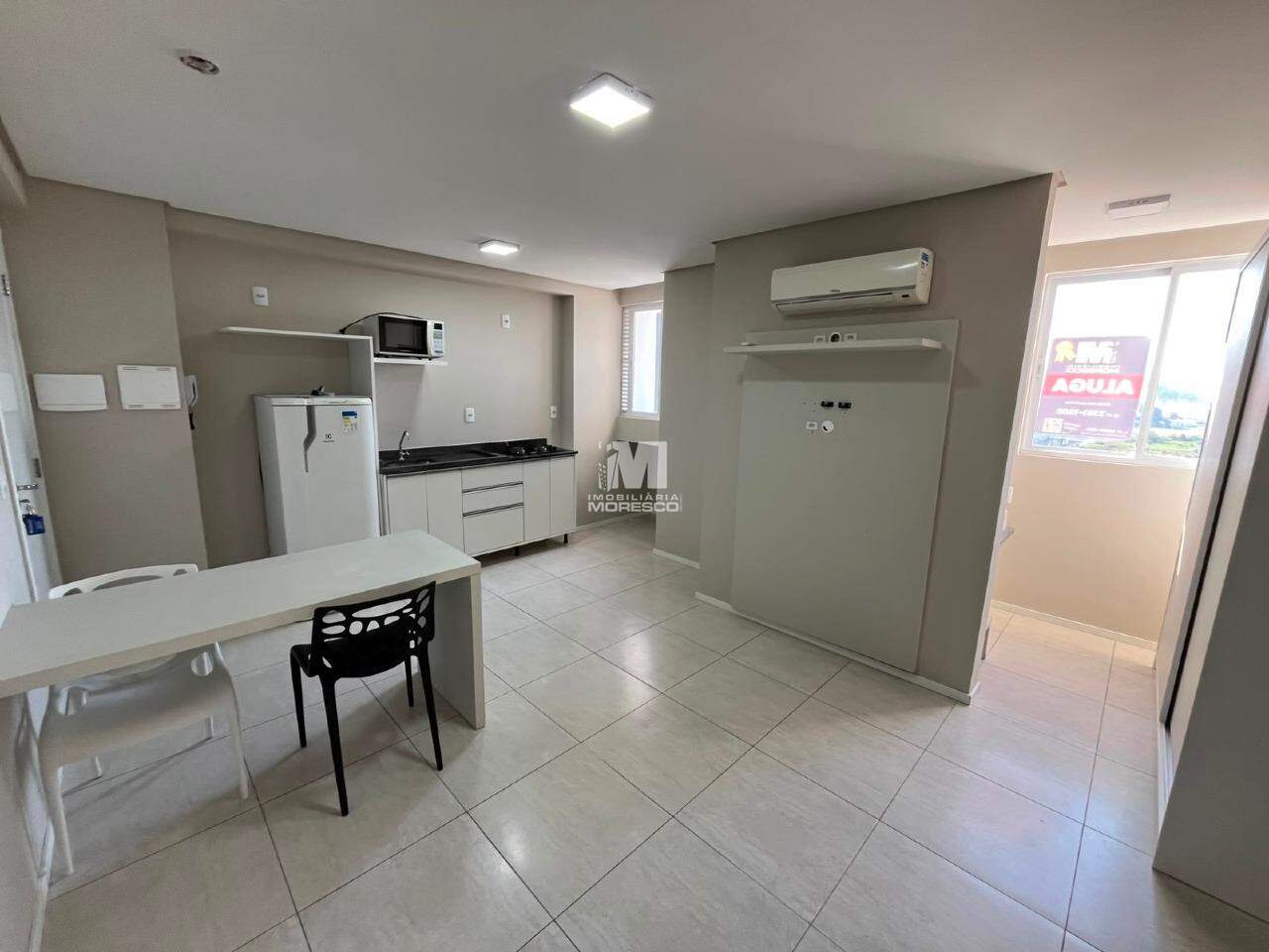 Flat para aluguel no bairro Santa Terezinha: 