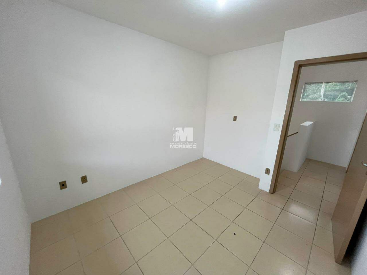 Casa para aluguel no bairro Jardim Maluche: 
