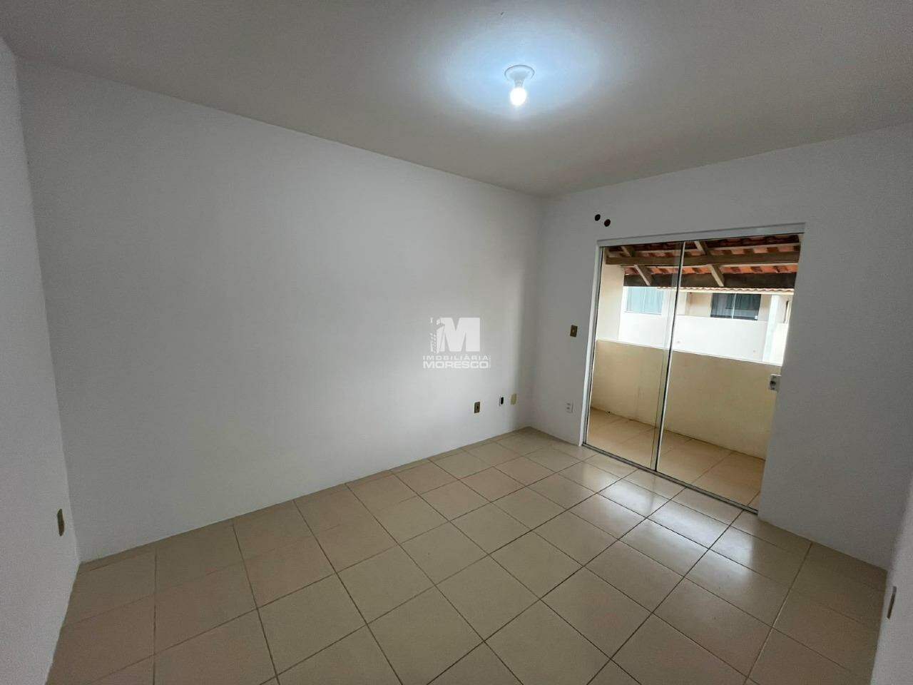 Casa para aluguel no bairro Jardim Maluche: 