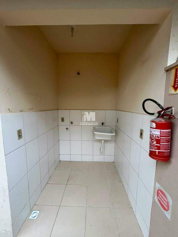 Casa para aluguel no bairro Jardim Maluche: 