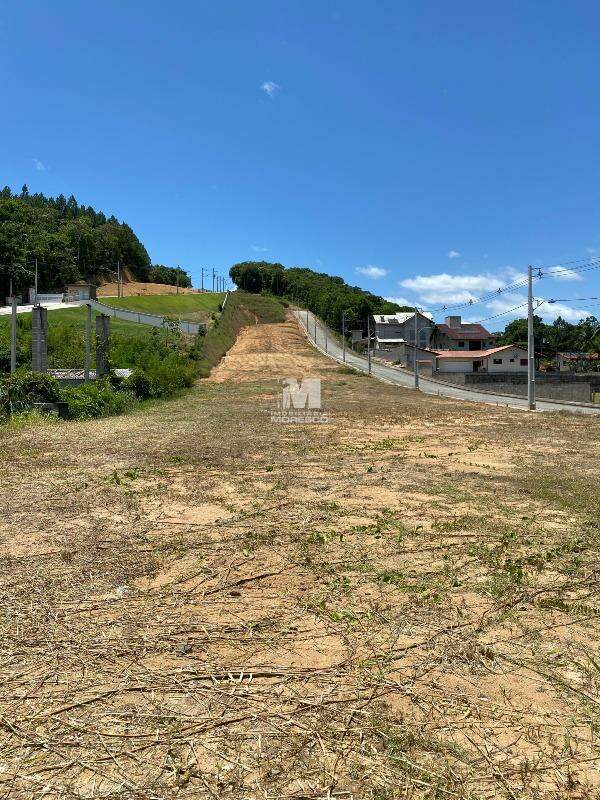 Lote/Terreno de 951m² no bairro Centro, em Guabiruba | Eu Corretor