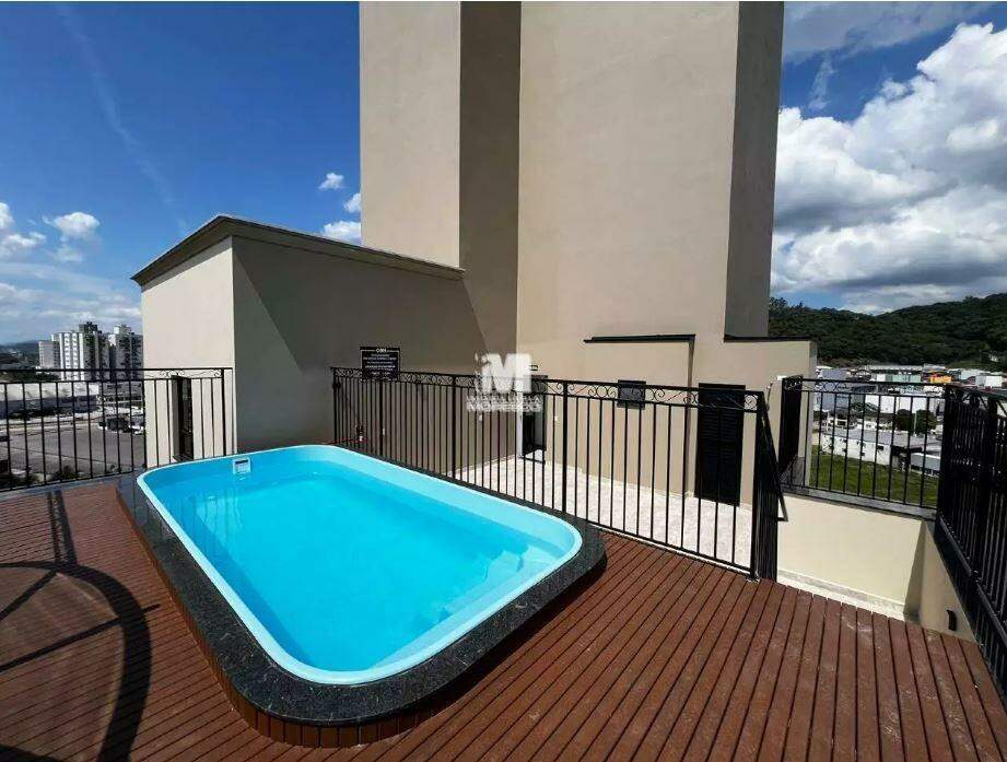 Flat para aluguel no bairro Santa Terezinha: 