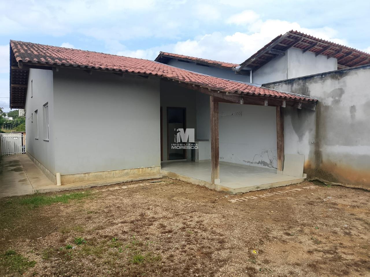 Casa para aluguel no bairro Dom Joaquim: 
