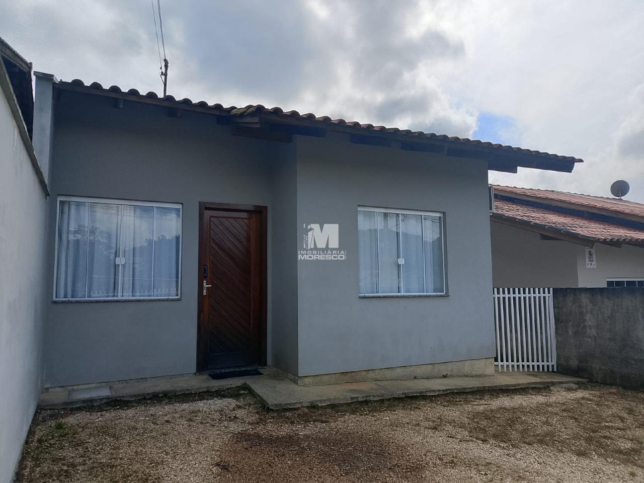 Casa para aluguel no bairro Dom Joaquim: 