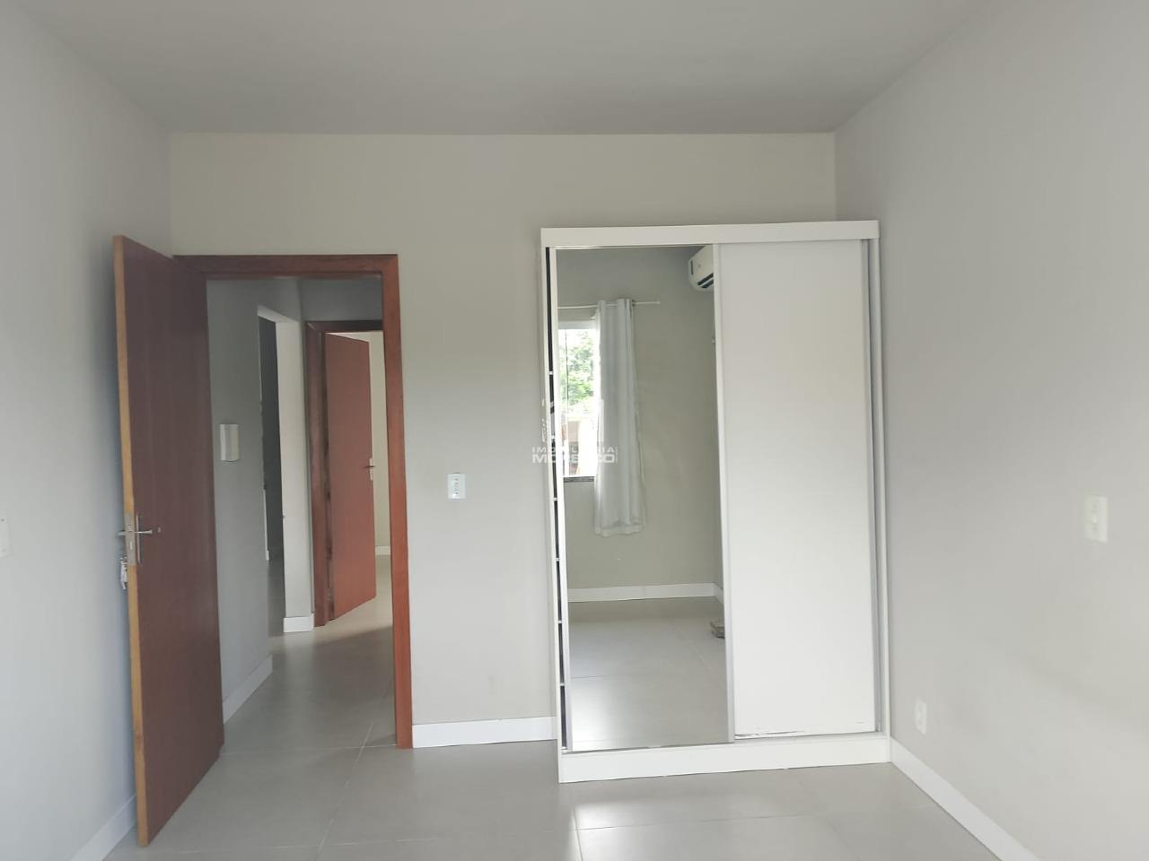 Casa para aluguel no bairro Dom Joaquim: 