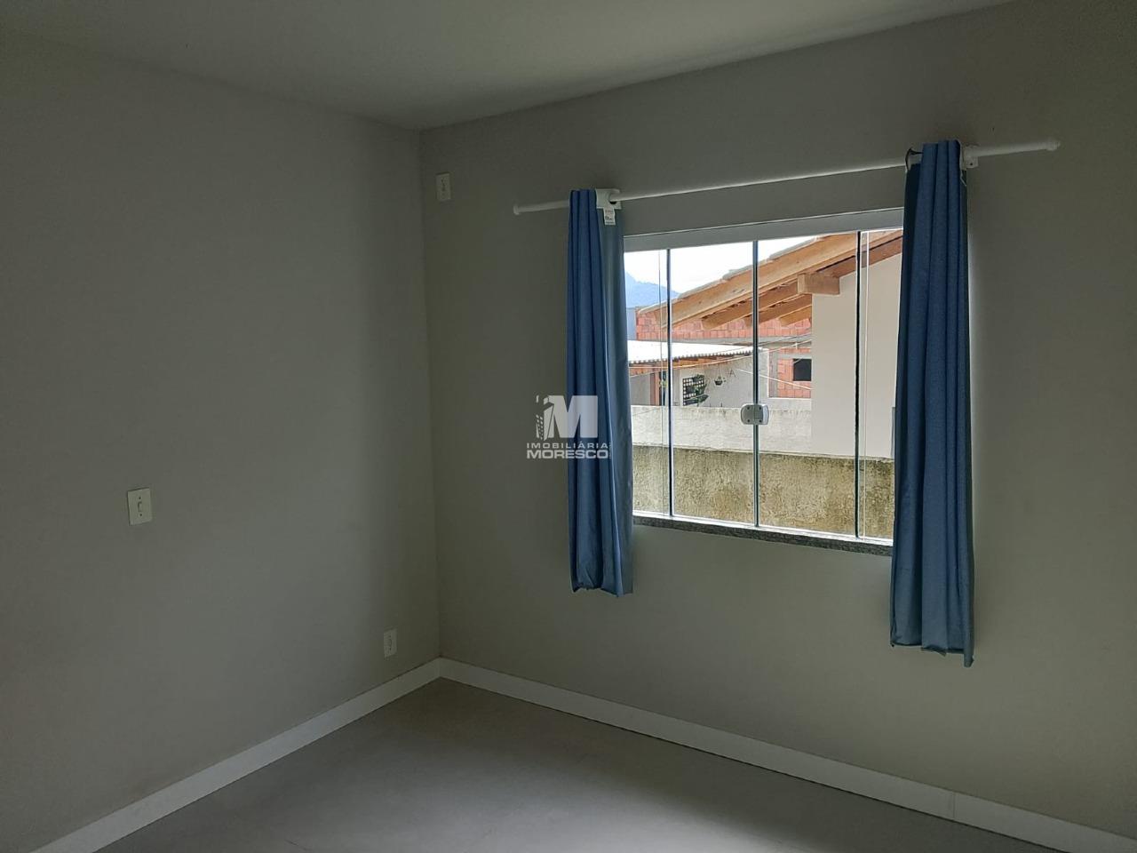 Casa para aluguel no bairro Dom Joaquim: 