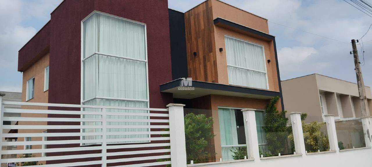 Casa de 4 quartos, 220m² no bairro Santa Terezinha, em Gaspar | Eu Corretor