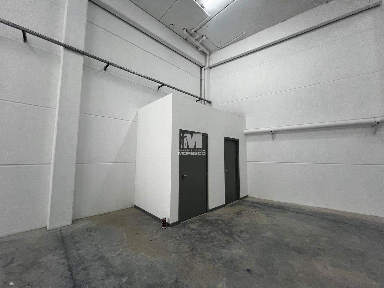 Sala Comercial de 417m² no bairro Santa Terezinha, em Brusque | Eu Corretor