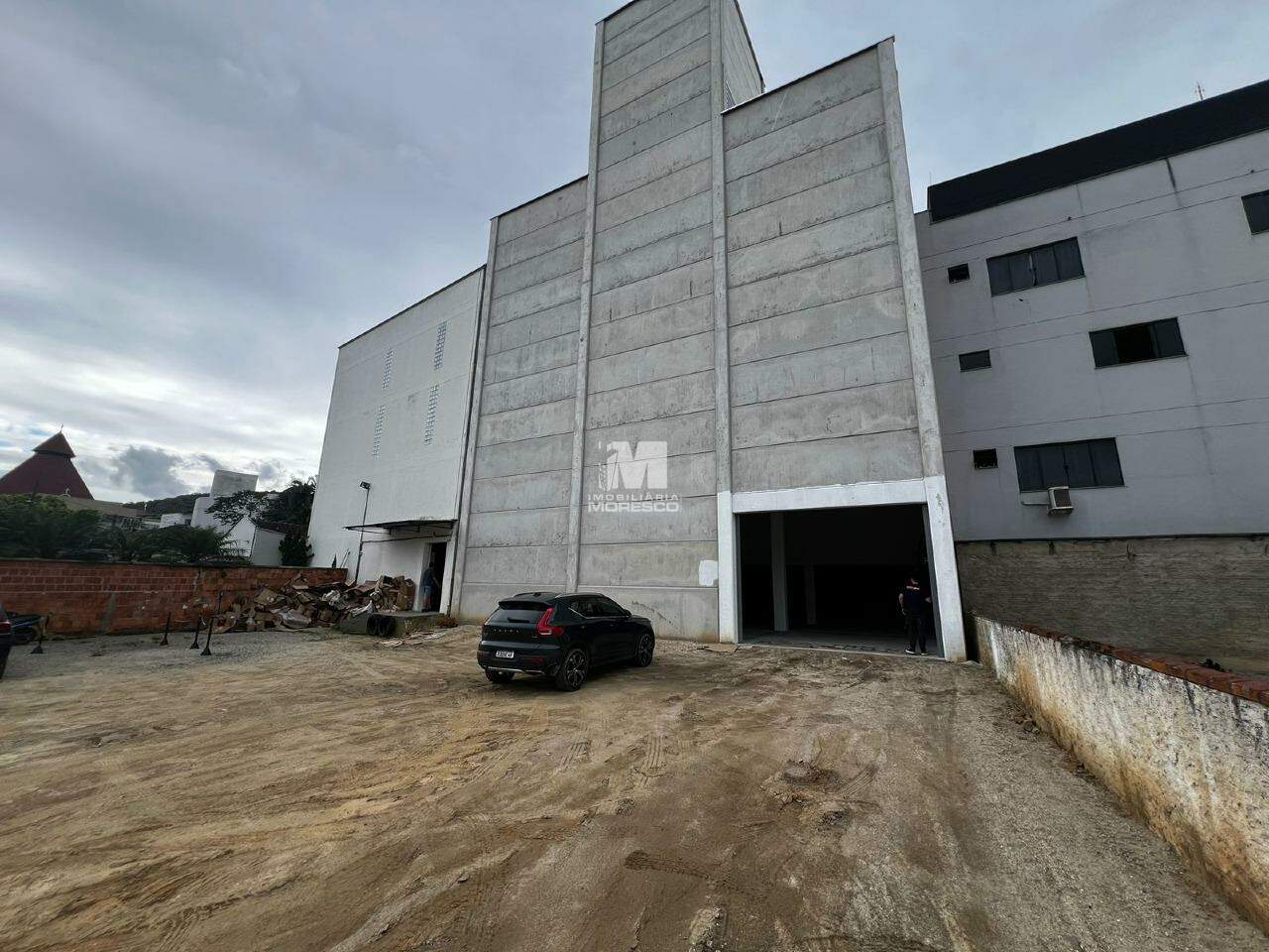Sala Comercial de 417m² no bairro Santa Terezinha, em Brusque | Eu Corretor