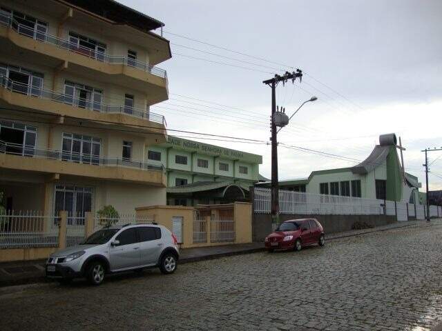 Apartamento à venda no bairro Jardim Maluche: 