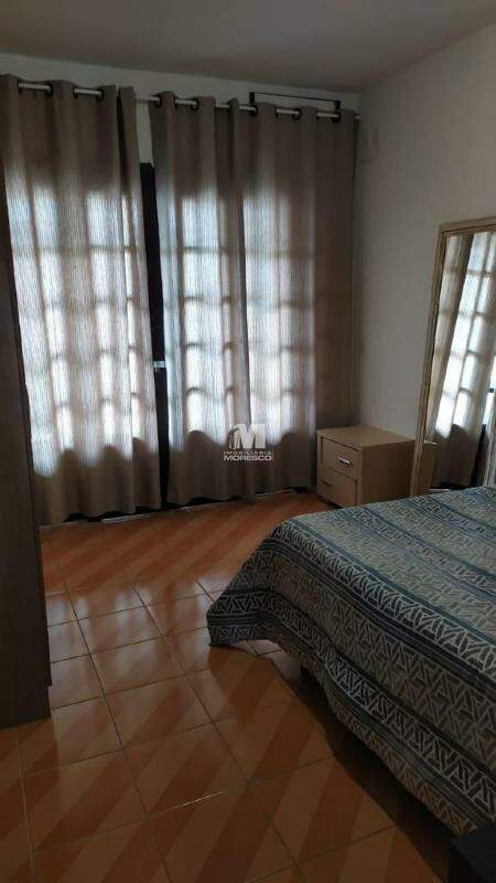 Casa à venda no bairro Santa Terezinha: 