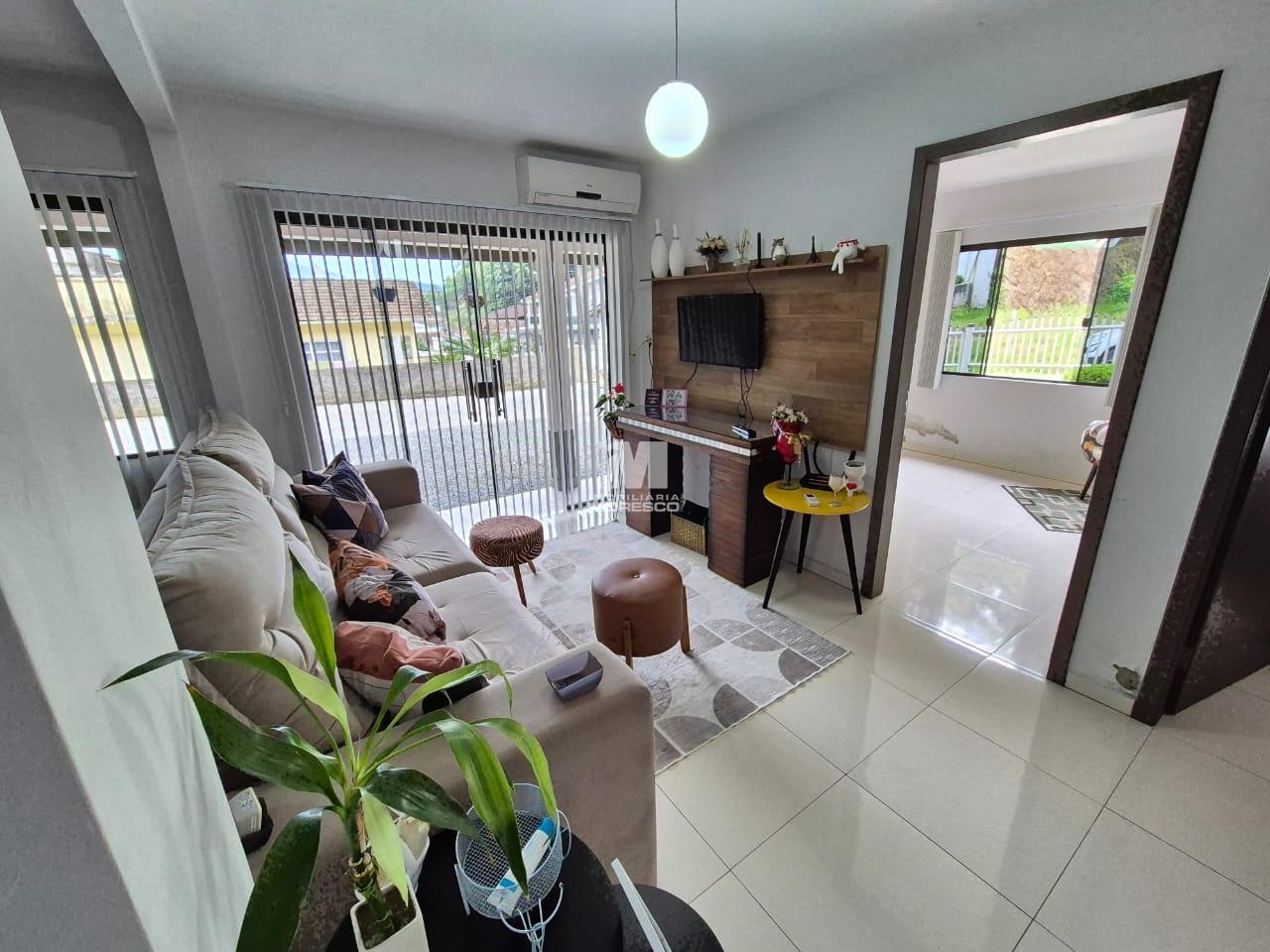 Casa à venda no bairro Santa Terezinha: 