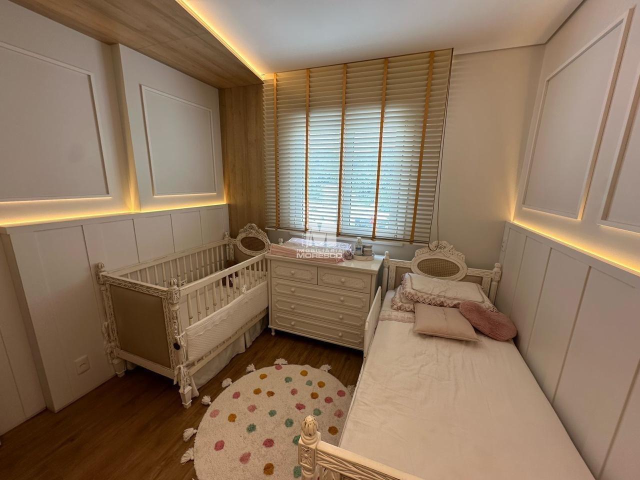 Apartamento à venda no bairro Centro II: 