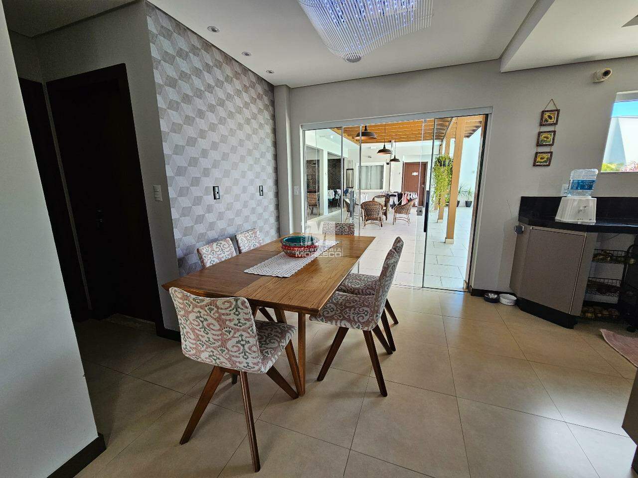 Casa para aluguel no bairro Souza Cruz:
