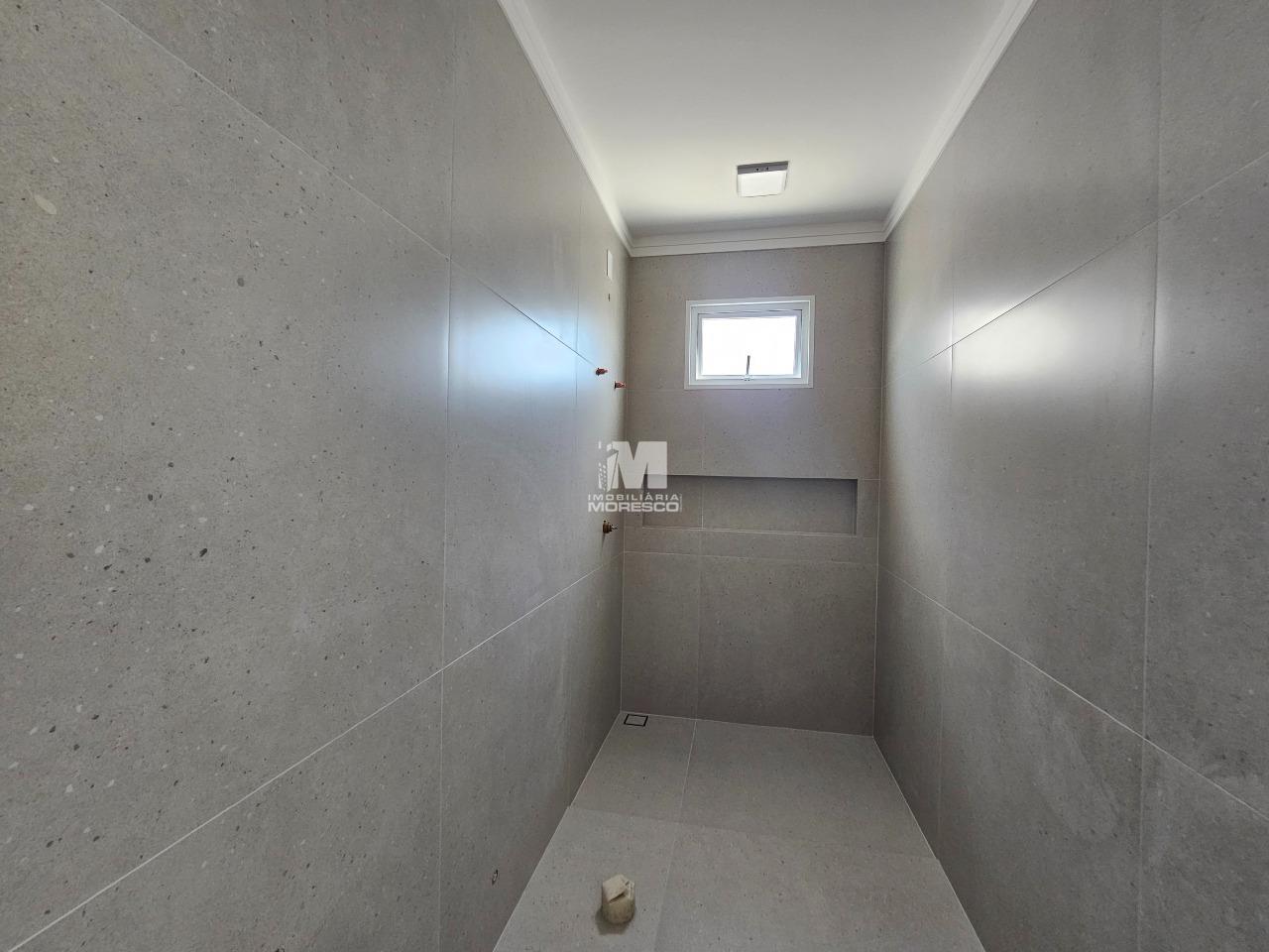 Casa à venda no bairro Guabiruba Sul: