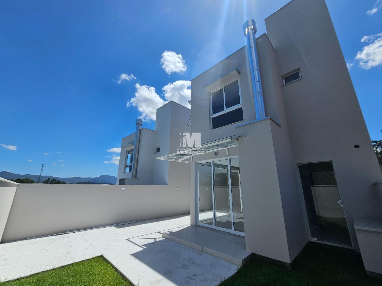 Casa à venda no bairro Guabiruba Sul: