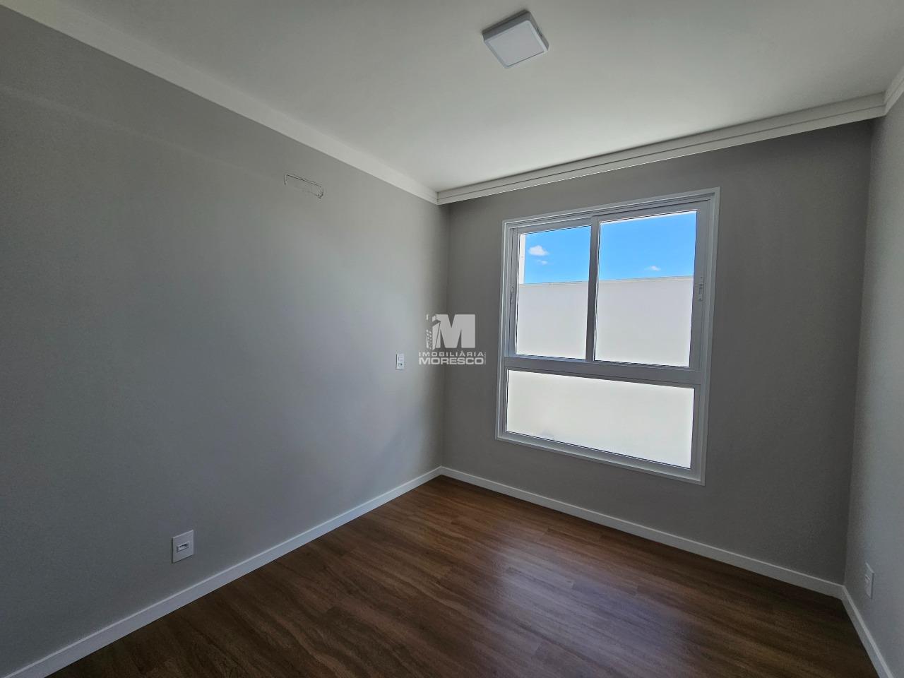 Casa à venda no bairro Guabiruba Sul: